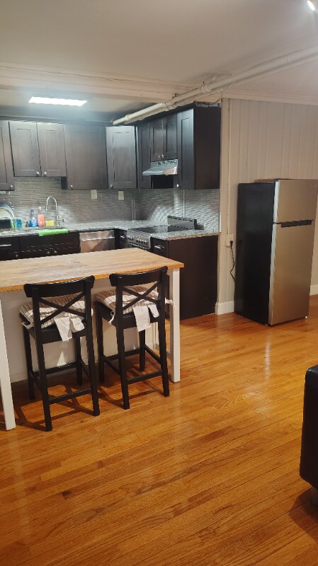 Foto del edificio - 1759 Ella T Grasso Blvd