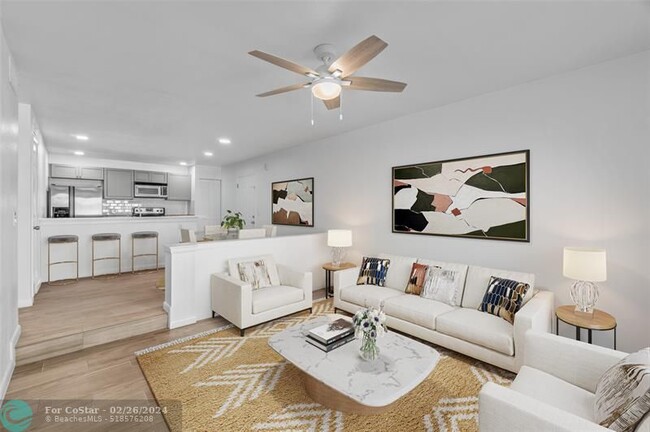 Building Photo - 1705 Palm Cove Blvd