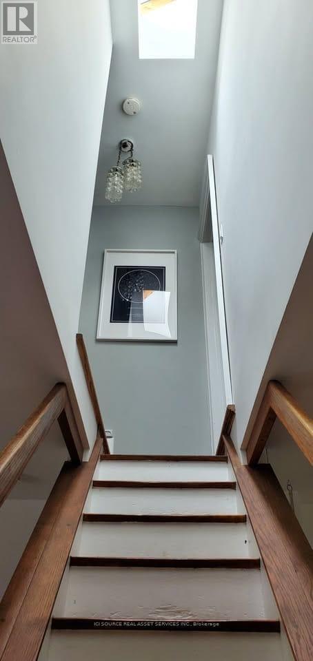 Photo du bâtiment - 187 Chatham Ave