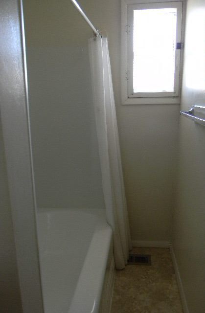 Building Photo - 1124 Edgar St