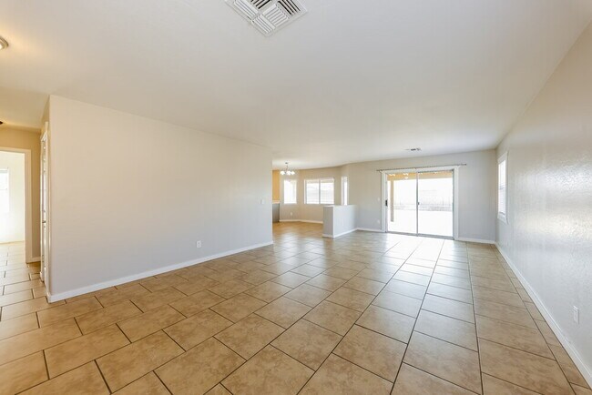 Foto del edificio - 12605 W Corrine Dr