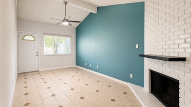 Building Photo - 5836 Palm Ave