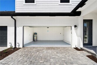 Building Photo - 13104 Georges Cay Pl