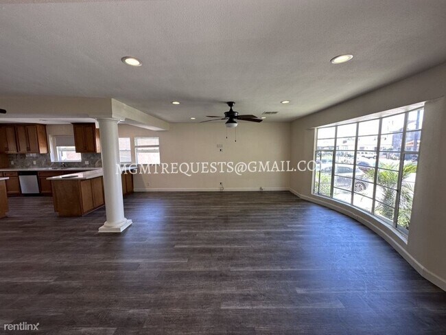 Foto del edificio - 3 br, 2 bath House - 5237 Via Corona Street