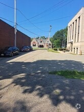 Building Photo - 14 Johnson