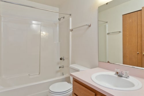 Building Photo - 6215 Phinney Ave N