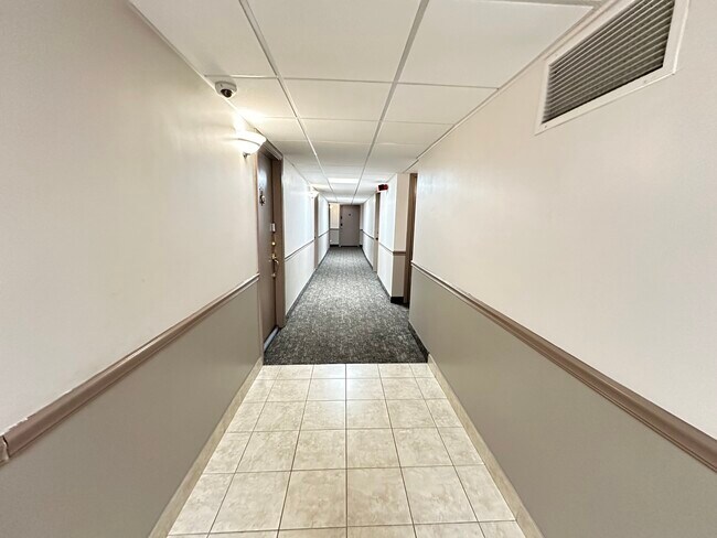 Foto del edificio - 7234 W North Ave