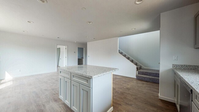 Foto del edificio - 2352 Karen Ct