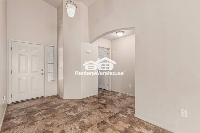 Building Photo - 11246 W Chase Dr