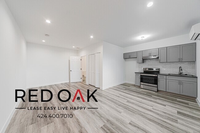 Building Photo - 8123 Langdon Ave