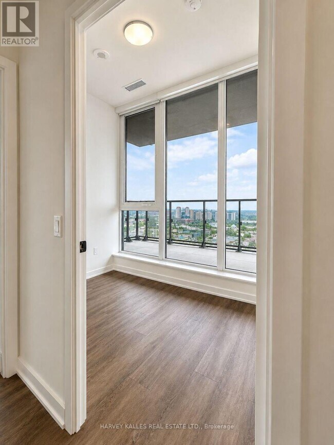 Building Photo - 5 Quarrington Ln