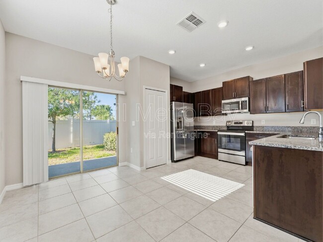 Photo - 9727 Mulberry Marsh Ln Townhome