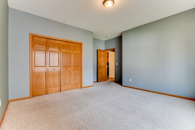 Building Photo - 3128 Lyndale Ave S