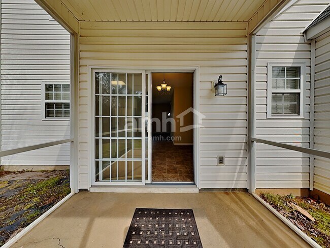 Foto del edificio - 407 Windham Ct