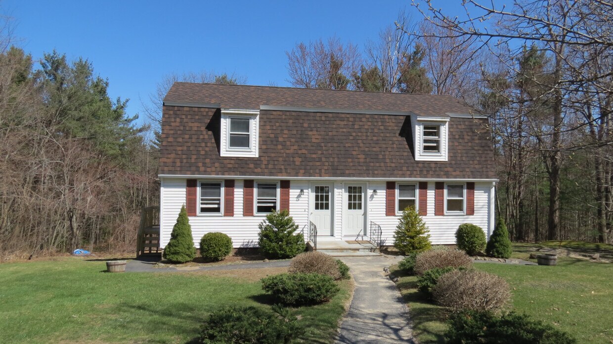 6 Hager Park Rd, Westminster, MA 01473 House Rental in Westminster