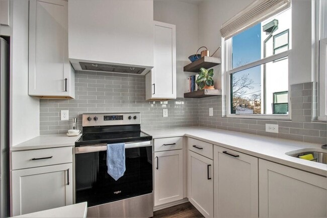 Foto del edificio - 1253 Wright Ln SE