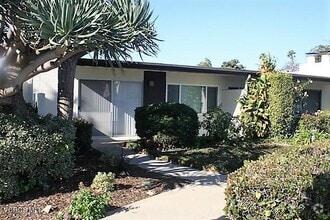 Building Photo - 61 Redwood Ave