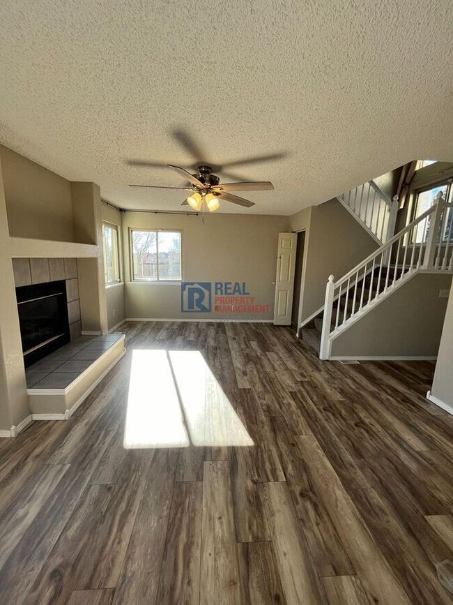 Building Photo - 6255 Blazing Star Dr