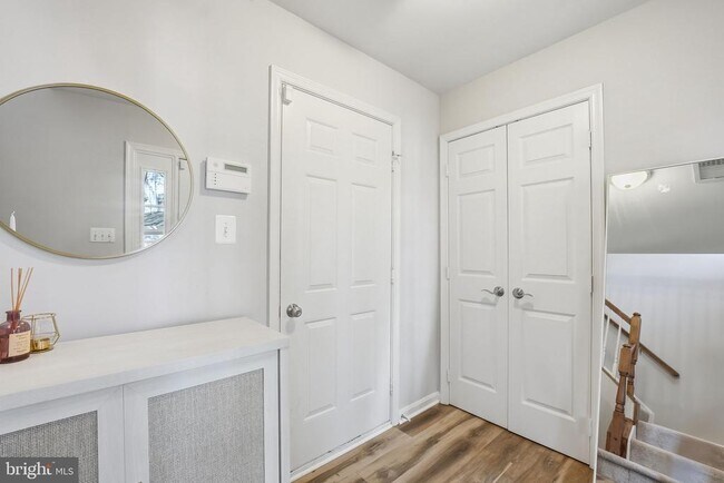 Foto del edificio - 4349 Hackney Coach Ln