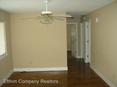 Building Photo - 9576 Pagewood Ave