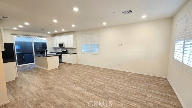 Building Photo - 5362 Malibu Way