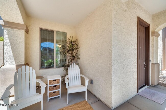 Building Photo - 9160 W Coolbrook Ave