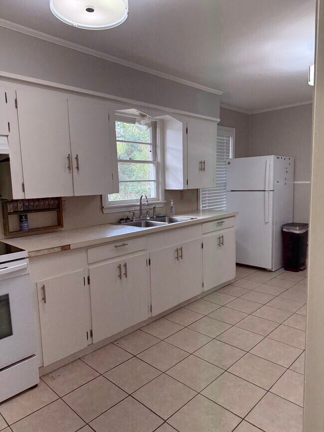 Foto del edificio - 609 Victoria St