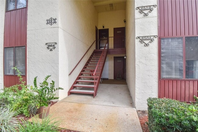 Building Photo - 648 Midway Dr