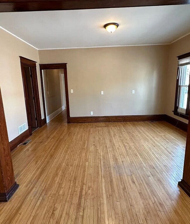 Foto del edificio - 3200 Bloomington Ave