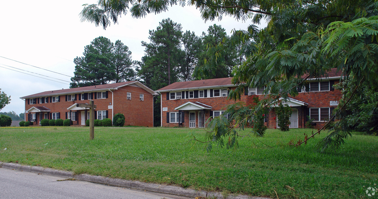 Building Photo - 308-312 Dacian Rd
