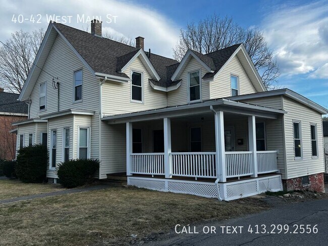 Building Photo - Comfortable Living In This Spacious, Two B...