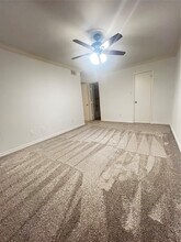 Building Photo - 3300 Pebblebrook Dr