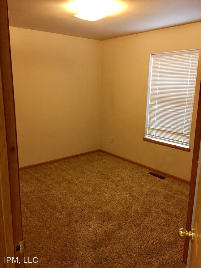 Foto del edificio - 3 br, 2 bath House - 757 Meagher Ave