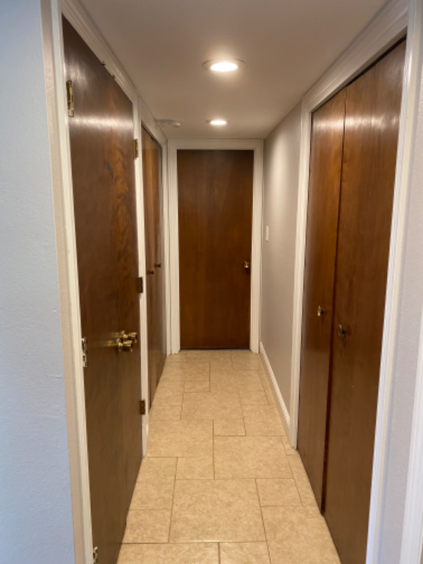 Building Photo - 4552 Del Rio Rd