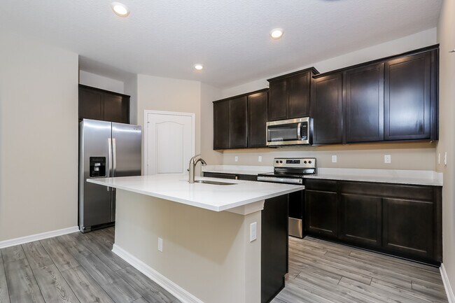Foto del edificio - 5202 Jovial Ct, Fort Pierce, FL