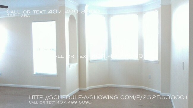 Building Photo - 8801 Villa View Cir