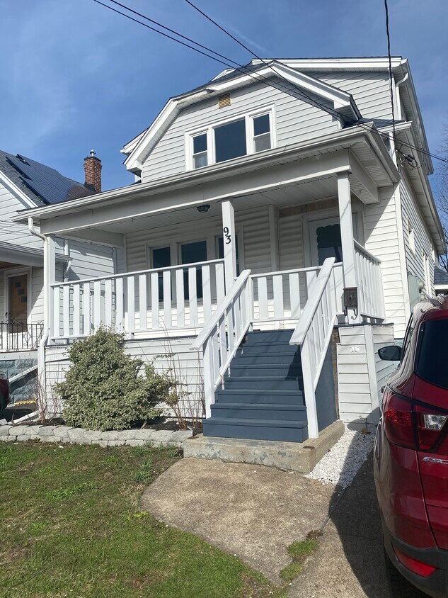 Foto principal - 93 Wanda Ave