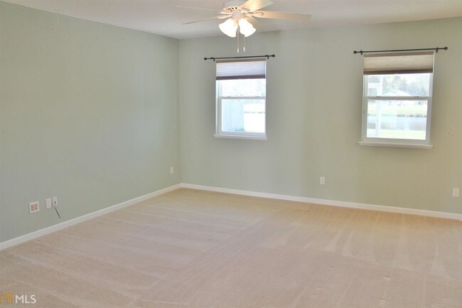 Building Photo - 401 Soncel Dr