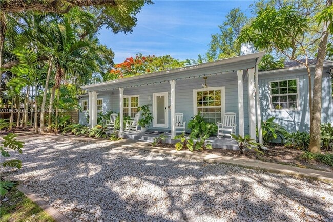 Foto del edificio - 5023 SW 59th Ave