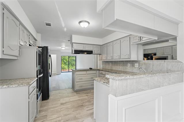 Foto del edificio - 829 Hunters Creek Dr