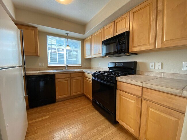 Foto del edificio - Renovated 2 Bedroom 2.5 Bathroom Condo in ...