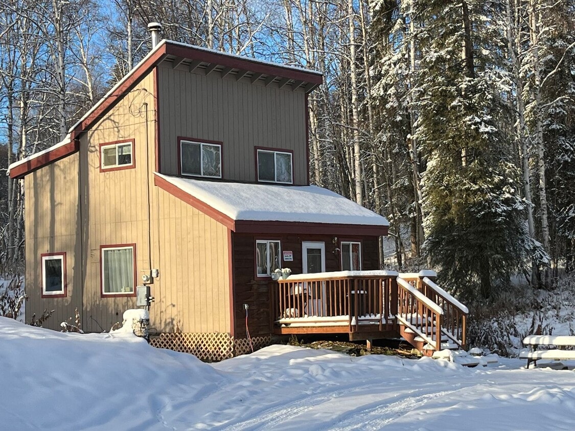 Primary Photo - Furnished cabin for rent