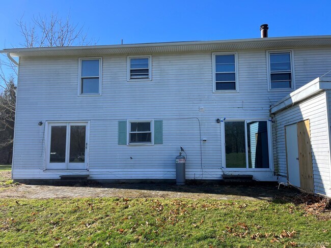 Foto del edificio - 310 Browns Rd