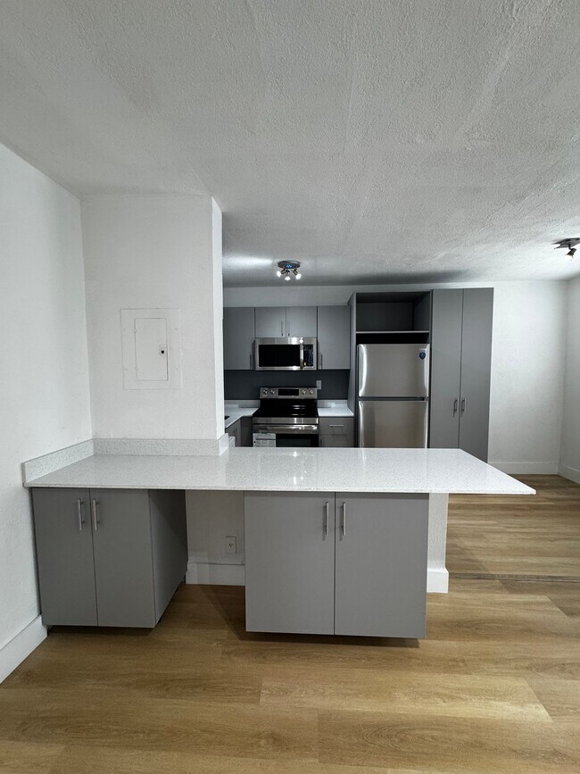 Foto del edificio - 7928 Harding Ave