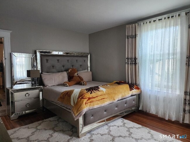 Building Photo - 44 Bamford Ave