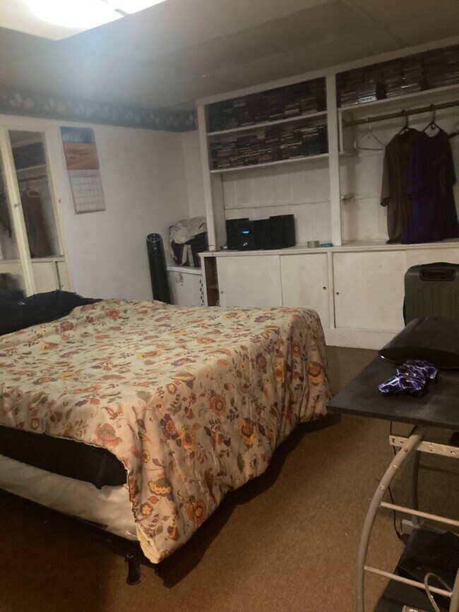 Foto del edificio - 764 Lenore Ln