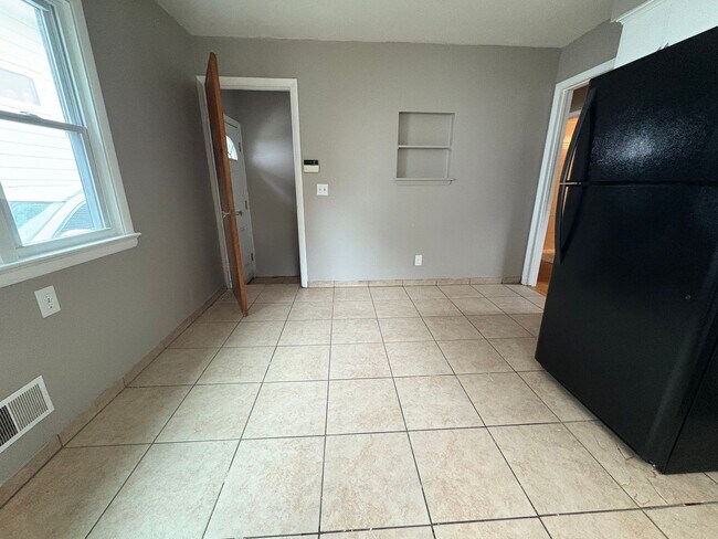 Foto del edificio - Two Bedroom Single Family Home!