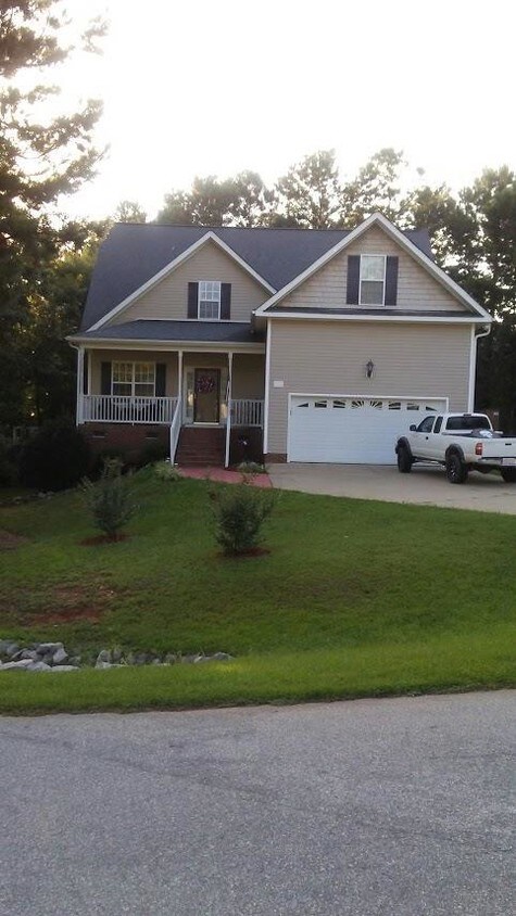 Foto principal - 19 Crabapple Ln, Clayton, NC 27527