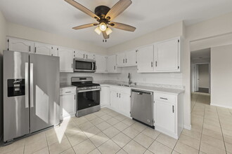 Building Photo - 1577 Jill Ct