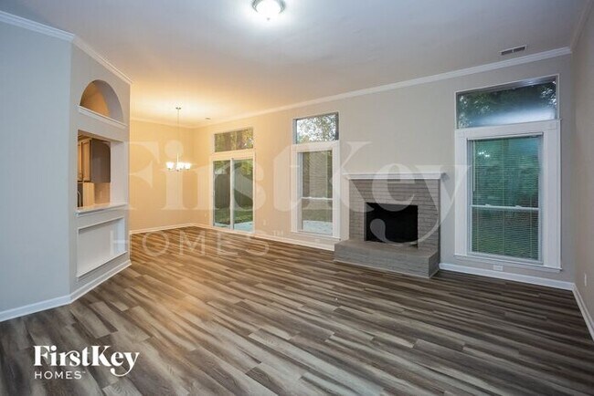 Building Photo - 10307 Atchinson Dr